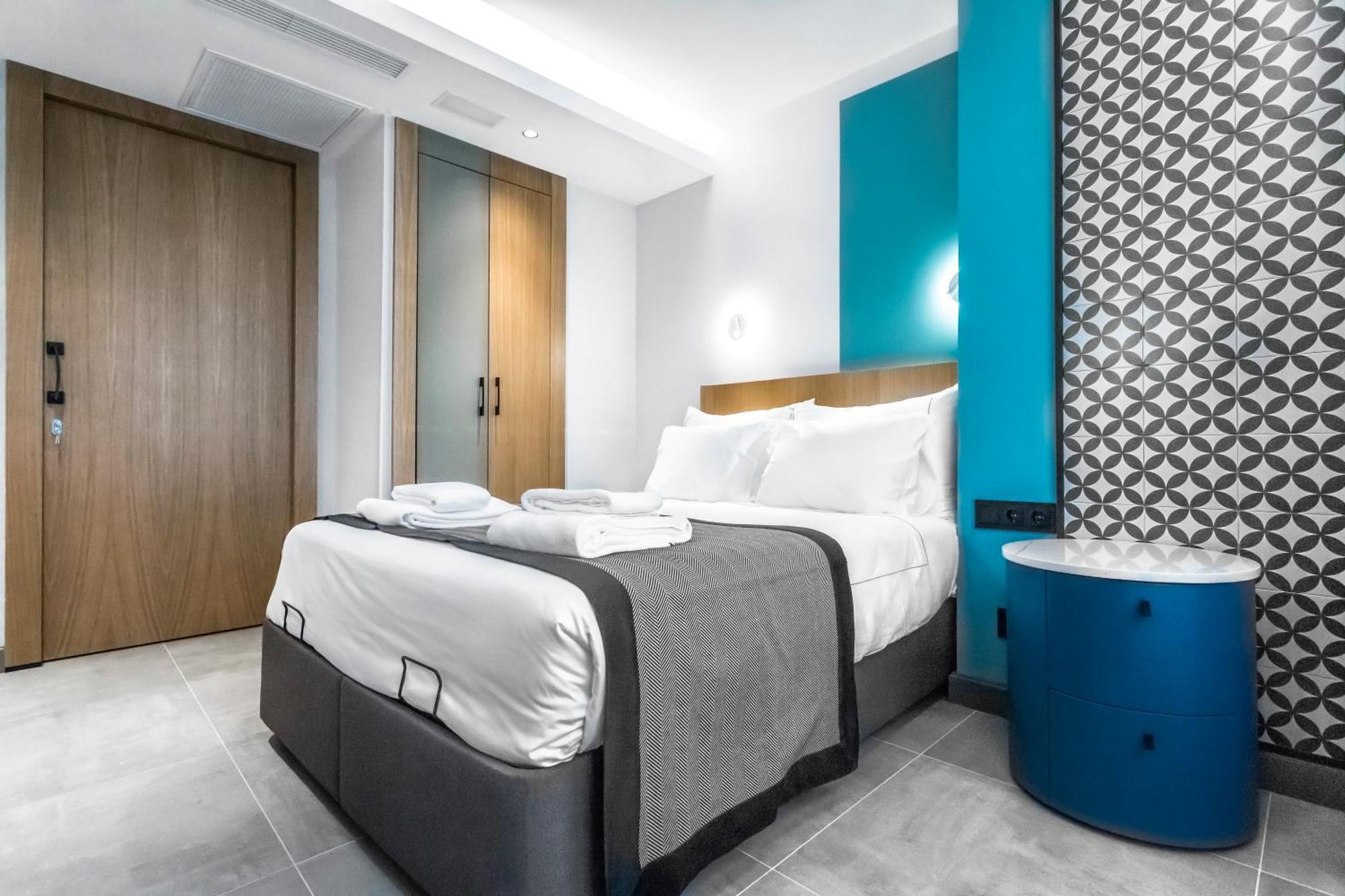 Pamphylia Hotel, Valencia